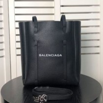 Geanta Balenciaga Mic de zi cu zi, din piele de vițel neagră