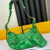 Geantă de umăr Balenciaga XS Le Cagole Din piele embosată verde
