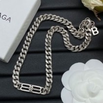 Balenciaga BB Icon Colier Cu pandantiv B În Argint