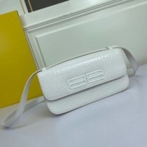 Balenciaga Timsah Kabartmalı Deri Beyaz Orta Boy Dedikodu Çantası