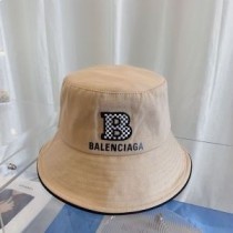 Balenciaga Tek B İşlemeli Haki Kova Şapka