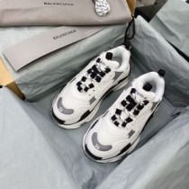 Balenciaga Triple S tenisky Unisex Multi-Patches kůže a síťovina bílá/černá