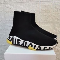 Balenciaga Speed Tennarit Graffiti-pohjalla Unisex-neulottu musta/keltainen