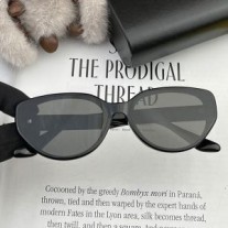 Balenciaga BL8602 Oval Acetate aurinkolasit Mustat