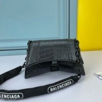 Balenciaga XS Downtown olkalaukku ketjulla krokotiilinahkaa, musta