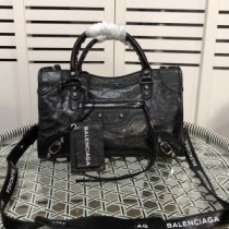 Balenciaga Mini Klassikko City -olkalaukku vasikkanahasta musta