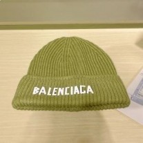 Balenciaga – Hellgrüne Strickmütze mit Logo