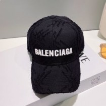 Balenciaga – Schwarze Baseballkappe mit Logokratzern