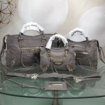 Balenciaga Klassisch City Schultertasche Aus Ziegenleder Mit Kanten Grau