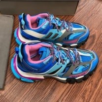 Balenciaga Glow In The Dark Track Sneakers Unisex Läder Och Mesh Ljusblått