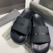 Balenciaga Pool Tofflor Unisex gummisvart