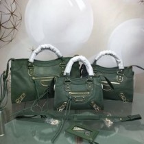 Balenciaga Klassisk City Axelväska I Kantad getskinnsgrön