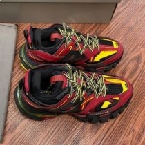 Balenciaga Glow In The Dark Track Sneakers Unisex Läder Och Mesh Röd/Svart