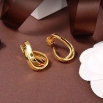 Balenciaga Force J formade örhängen i guld