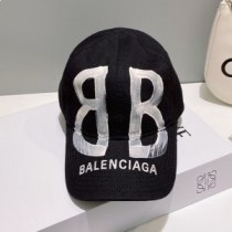 Balenciaga BB Sprayad keps bomull i svart