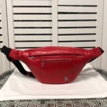 Balenciaga B Bältespack I Kalvskinnsröd