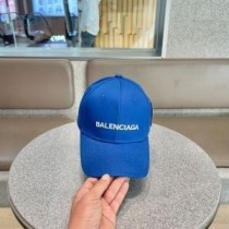 Balenciaga klassisk broderad logotypkeps i blått