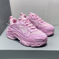 Scarpe da ginnastica Balenciaga Triple S Unisex In Pelle E Mesh Rosa Chiaro