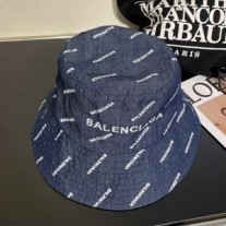 Cappello Da Pescatore Balenciaga Con Logo Allover In Denim Blu