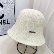 Cappello da pescatore lavorato a maglia Balenciaga in beige