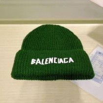Cappello lavorato a maglia con logo Balenciaga in verde