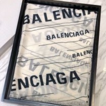 Sciarpa Balenciaga con logo stampato in bianco