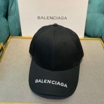 Berretto Balenciaga con logo ricamato in cotone nero/bianco