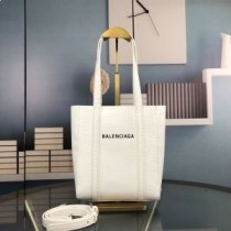 Borsa Balenciaga XXS Everyday In Pelle Goffrata Coccodrillo Bianca
