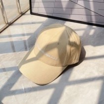 Balenciaga Bal.com Cappellino ricamato in cotone beige