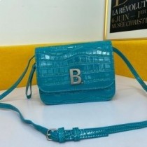 Balenciaga B Crossbody-taske i krokodillepræget læderblå