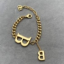 Balenciaga B vedhæng kæde armbånd i guld