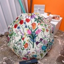 Cló Balenciaga Floral Agus Monogram Umbrella Fillte I Beige