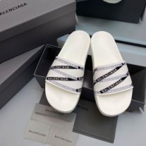 Sleamhnáin Snámha Balenciaga Monogram Unisex Rubber Striped Bán