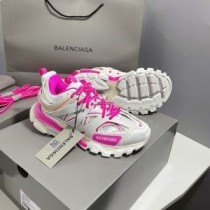 Sneakers Balenciaga Glow In The Dark Track Leathar Unisex Agus Rós Mogall