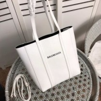 Balenciaga XS Tote Laethúil I Craiceann Bán gránach