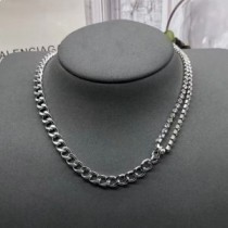 Srebrna ogrlica s privjeskom Balenciaga Kristali Chain B