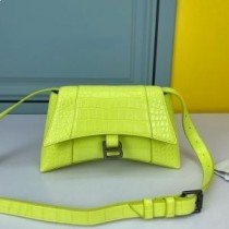 Balenciaga XS Downtown torba za rame od krokodilske kože u žutoj boji