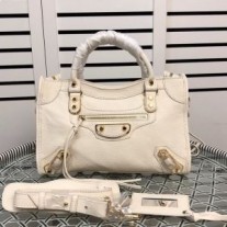 Malá klasická mestská taška cez rameno Balenciaga v bielej farbe s kovovým okrajom