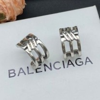 Obručové náušnice Balenciaga BB Icon v striebornej farbe