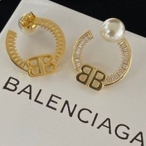 Balenciaga BB perlové náušnice v zlate