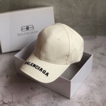 Balenciaga vyšívaná čiapka z bavlny v béžovej farbe