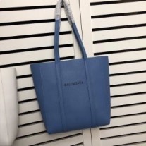 그레인 송아지 가죽 블루 소재의 Balenciaga XS 에브리데이 토트백