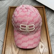 Balenciaga Allover BB Paris 핑크 자수 캡