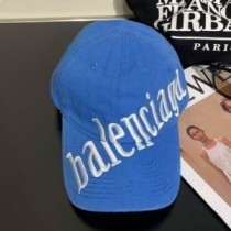 Balenciaga Ukośna Czapka Bawełniana Wiertarka W Kolorze Niebieskim