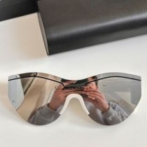 Białe okulary przeciwsłoneczne Balenciaga BB004S Shield