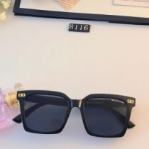 Balenciaga 8116 Kwadratowe okulary przeciwsłoneczne z acetatu z logo BB w kolorze czarnym