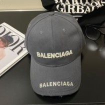Gorra de béisbol gris con doble logo de Balenciaga