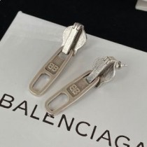 Σκουλαρίκια Balenciaga Force BB με φερμουάρ σε ασήμι