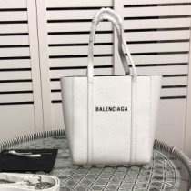 Balenciaga XXS Everyday Tote σε λευκό δέρμα μοσχαριού