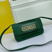 Balenciaga kis pletykatáska krokodil dombornyomott bőr zöld színben